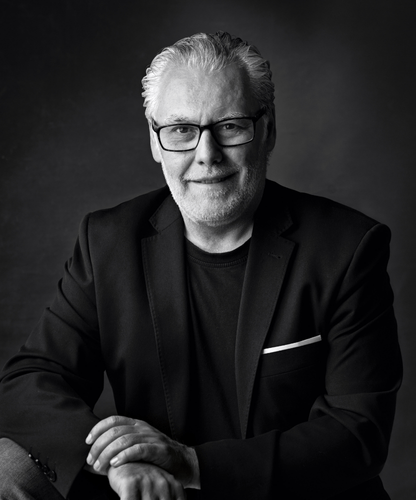 Retrato de Jerónimo Heitor Coelho, fotógrafo do projeto Sabores do Tacho