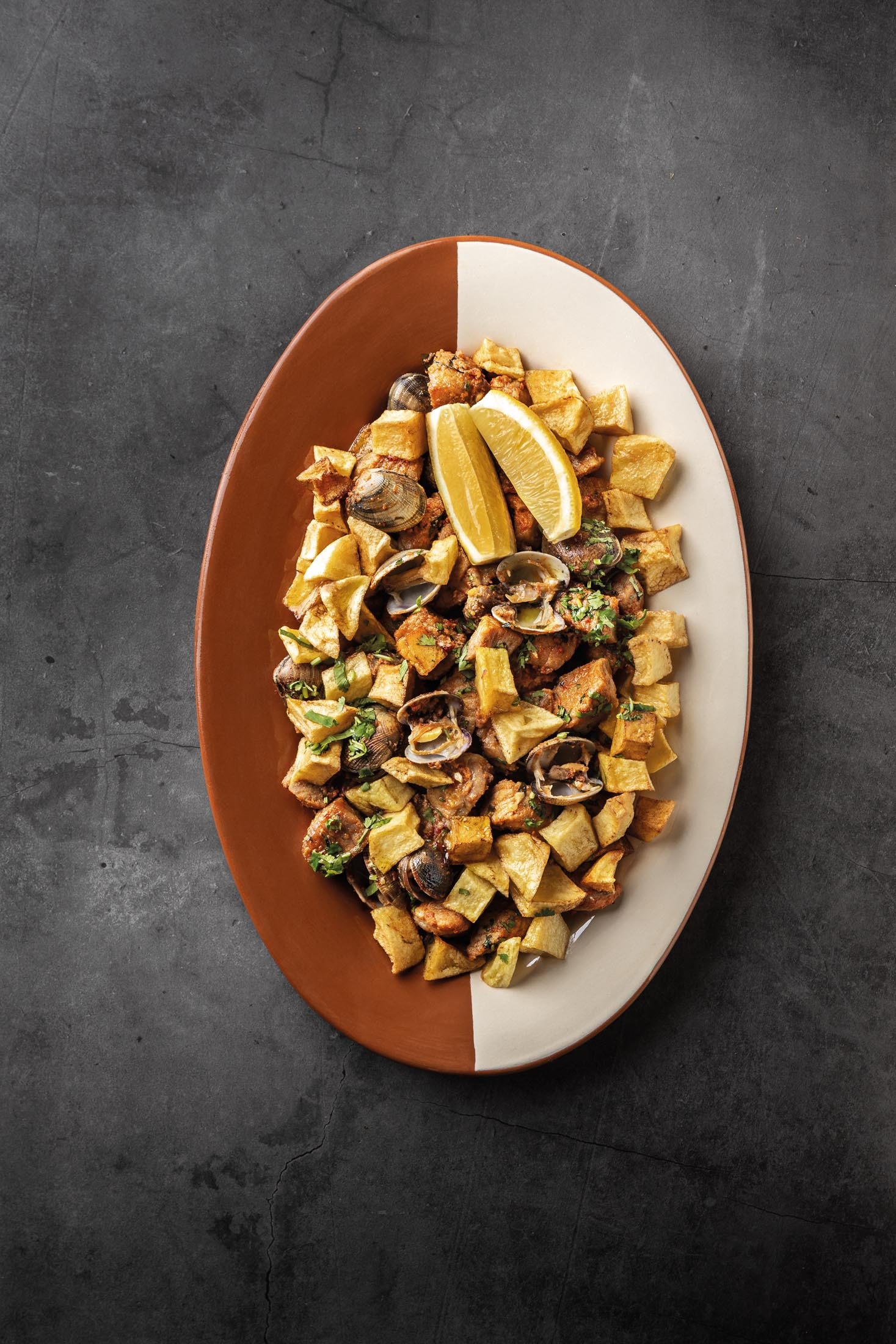 Carne de Porco à Alentejana